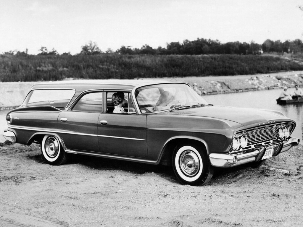 Dodge Dart (456 L45, 466 M45A,  467 M45B, 556 L45, 566 M45A,  567 M45B) 1 поколение, рестайлинг, универсал (07.1960 - 09.1961)